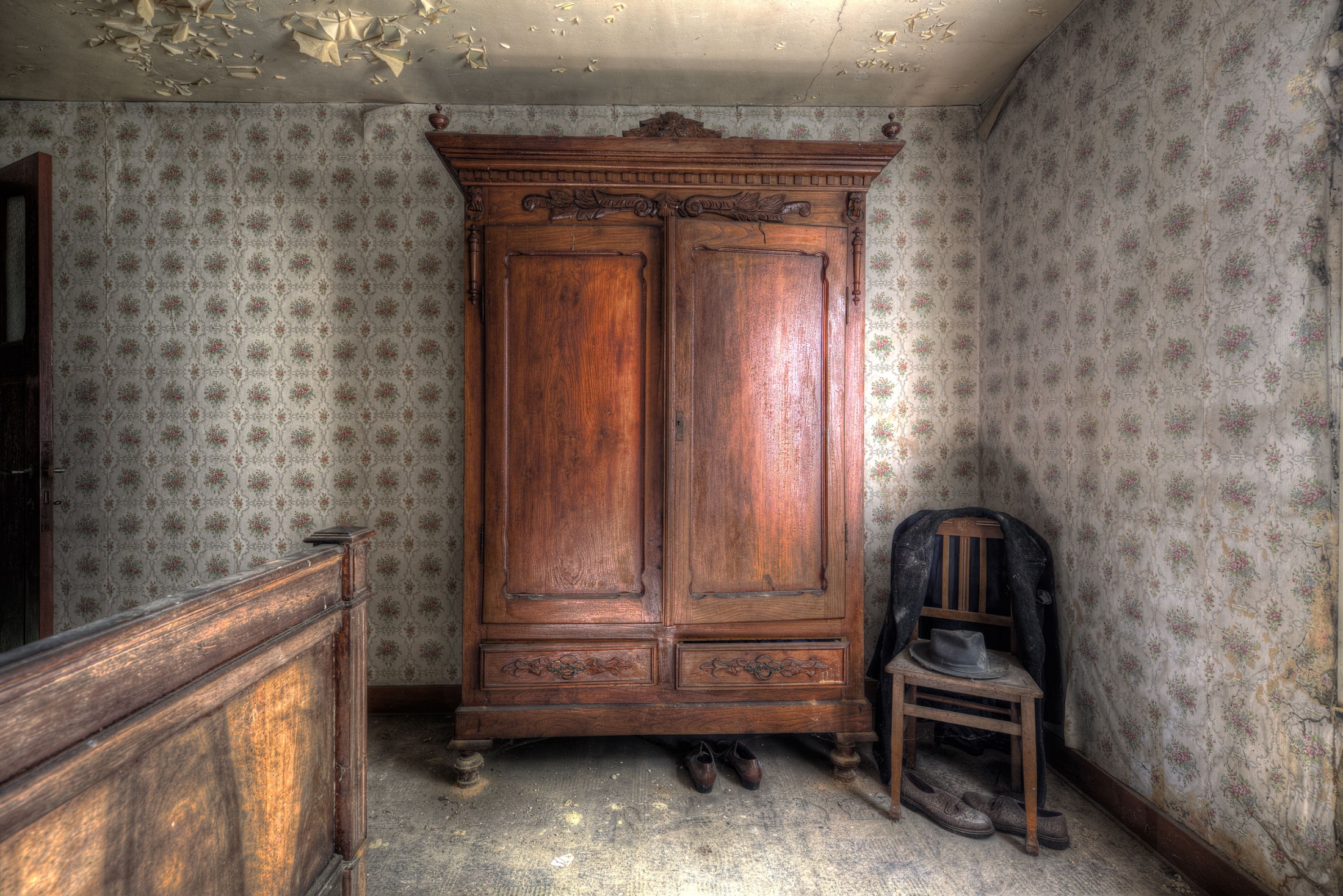 Bedroom Cupboard