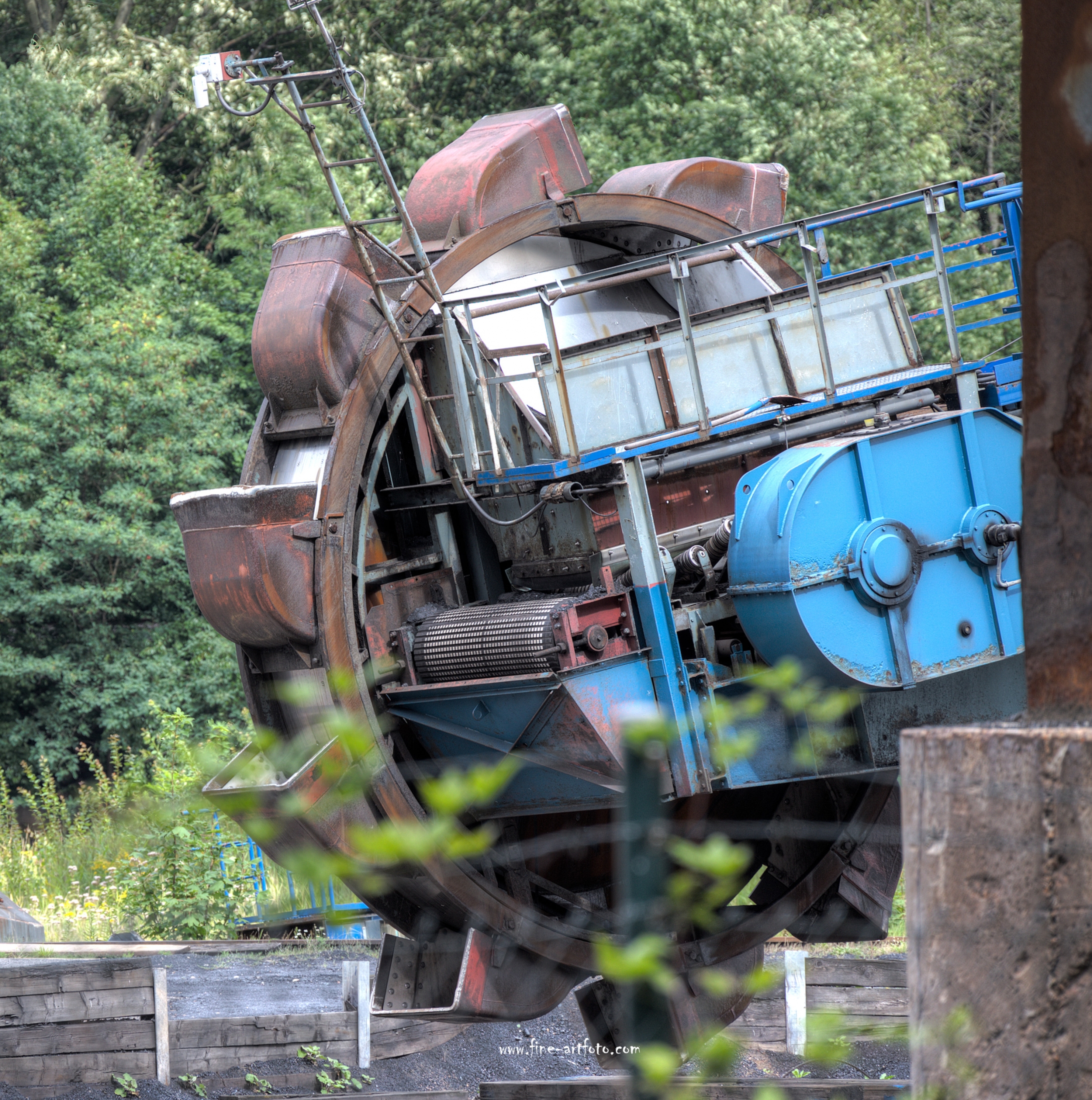 Paddle-Wheel